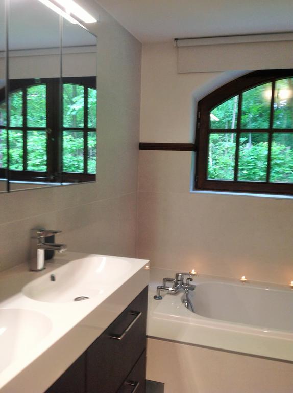 Villa Sous-Bois Marie 스파 외부 사진